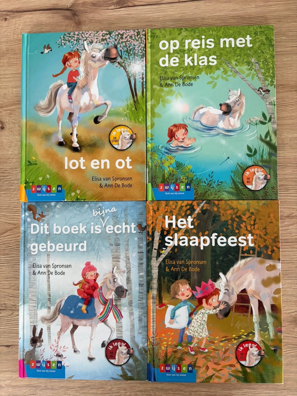 Lot en Ot - set van vier boeken, Ophalen of Verzenden, Zo goed als nieuw, Fictie algemeen