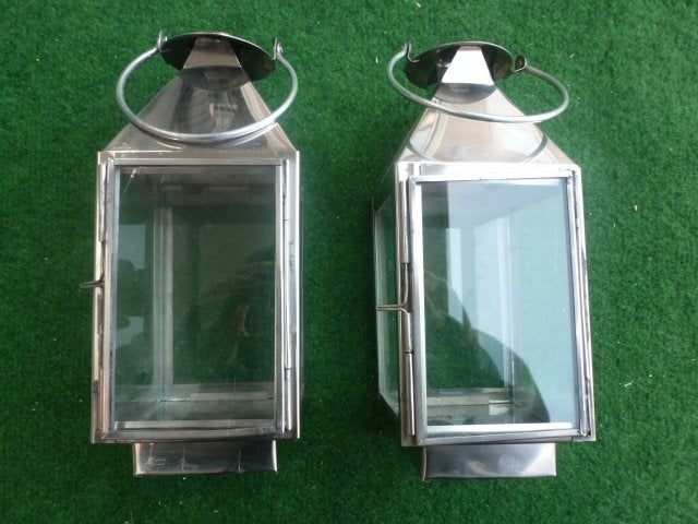 NIEUW 2 ijzeren lantaarntjes voor kaarsje of waxine licht, Ophalen of Verzenden, Nieuw