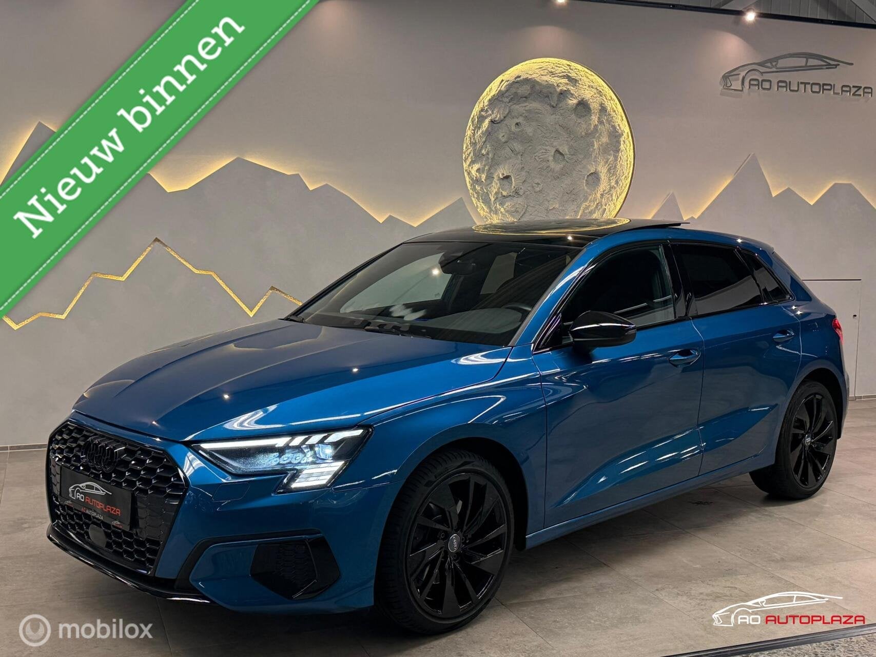Audi A3 Sportback 35 TFSI S-line Panorama/Sfeer/B&O/Matrix, 1498 cc, 4 cilinders, 150 pk, Leder en Stof