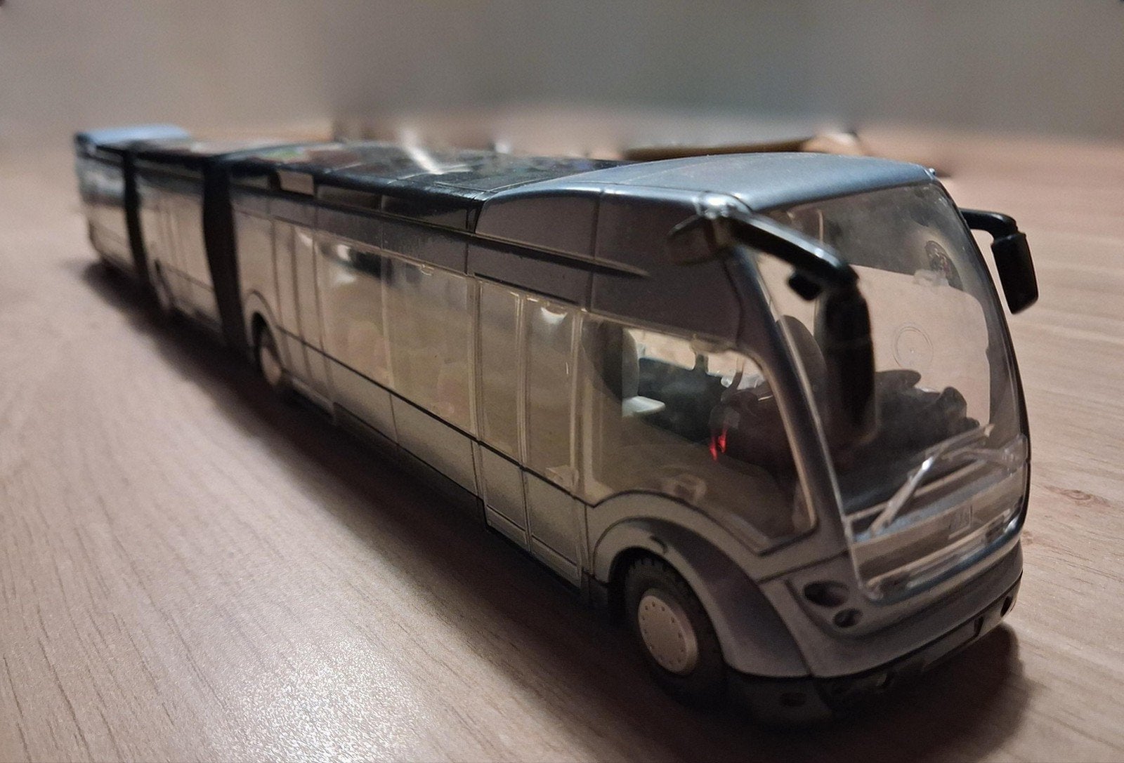Model Stadsbus Eindhoven - Gelede Bus Miniatuur, Gebruikt, Ophalen, Overige merken, Groter dan 1:32