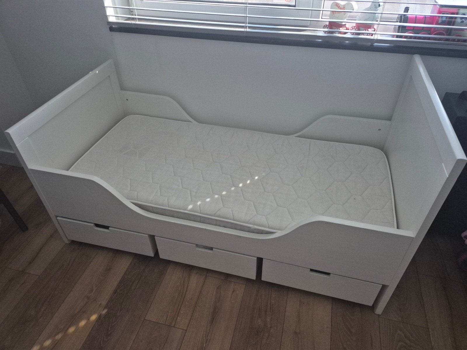 Bopita peuter bed. met 3 handige laden op wieltjes., 70 tot 85 cm, 140 tot 160 cm, Zo goed als nieuw, Ophalen