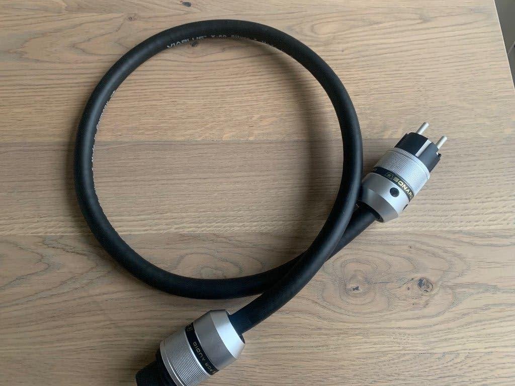 VIABLUE  X-60 silver power cable 100cm., Ophalen of Verzenden, Zo goed als nieuw, Minder dan 2 meter, Overige kabels