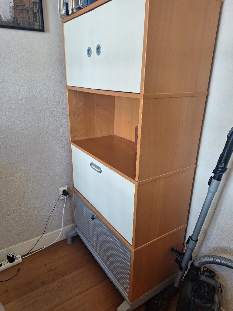 Hoge kast met afsluitbaar rolluikje IKEA Effektiv, Ophalen, Overige materialen, Gebruikt, 50 tot 100 cm
