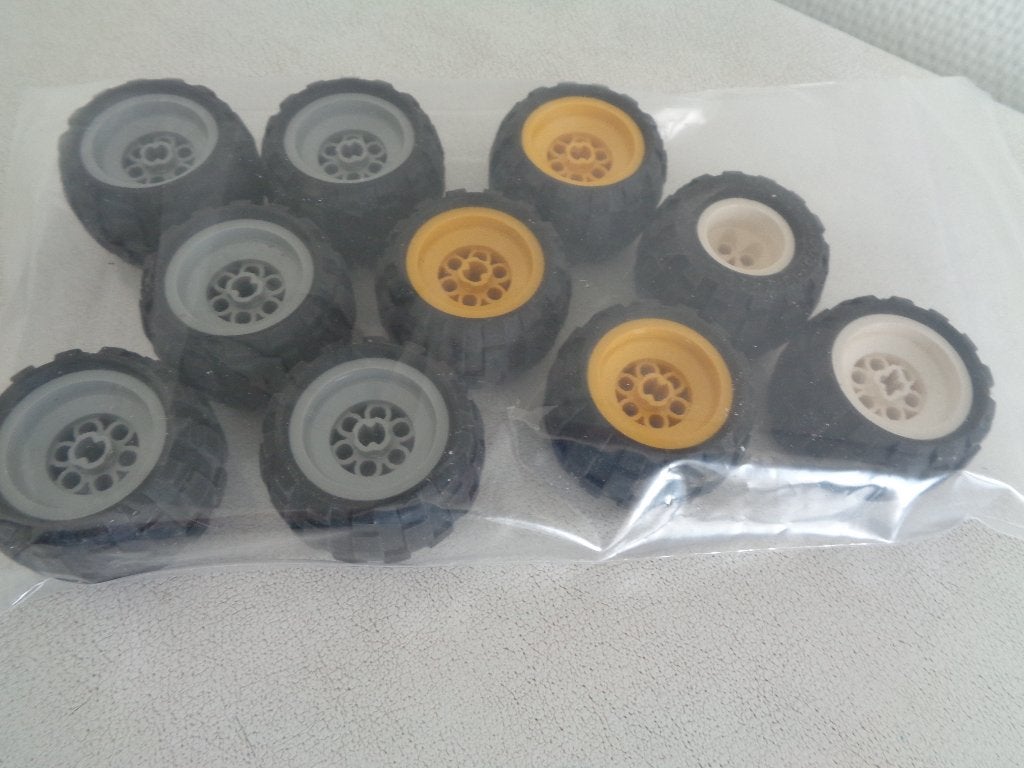 Lego technic wielen 43,2 x 28s, Ophalen of Verzenden, Zo goed als nieuw, Lego