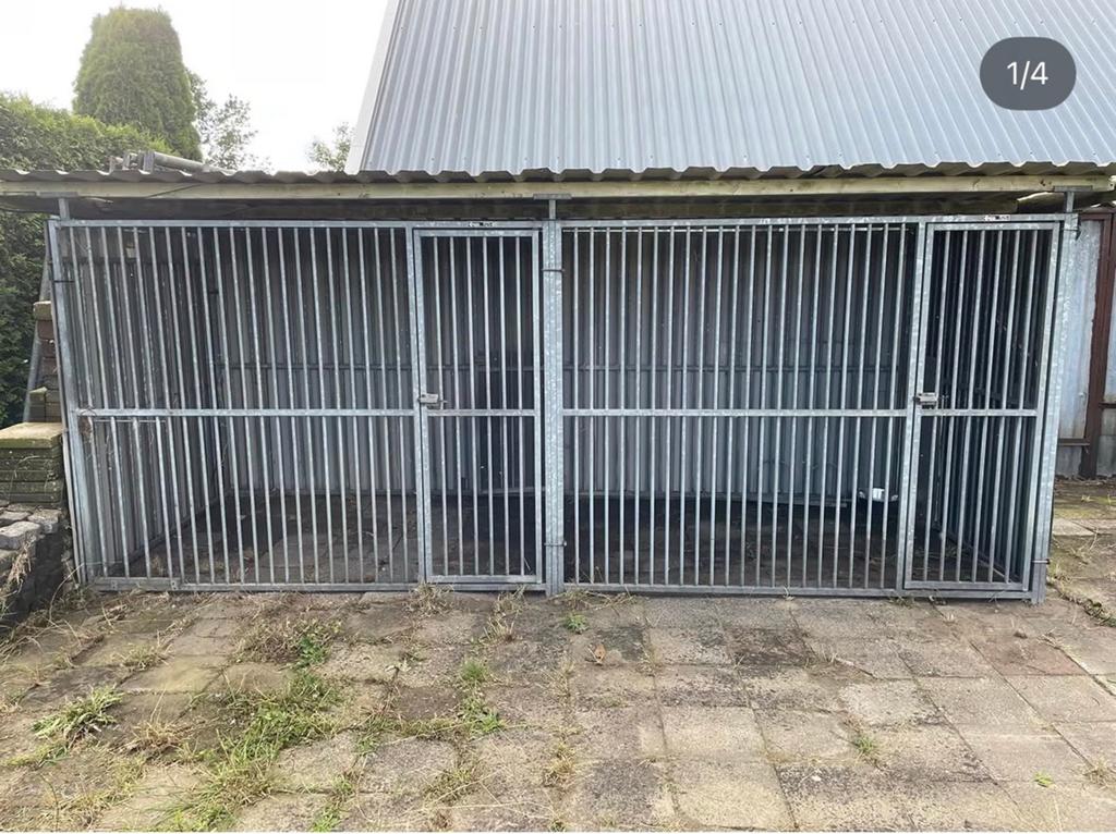 Hondenkennel, Dieren en Toebehoren, Ophalen, Hondenkennel, 65 tot 100 cm, 110 cm of meer