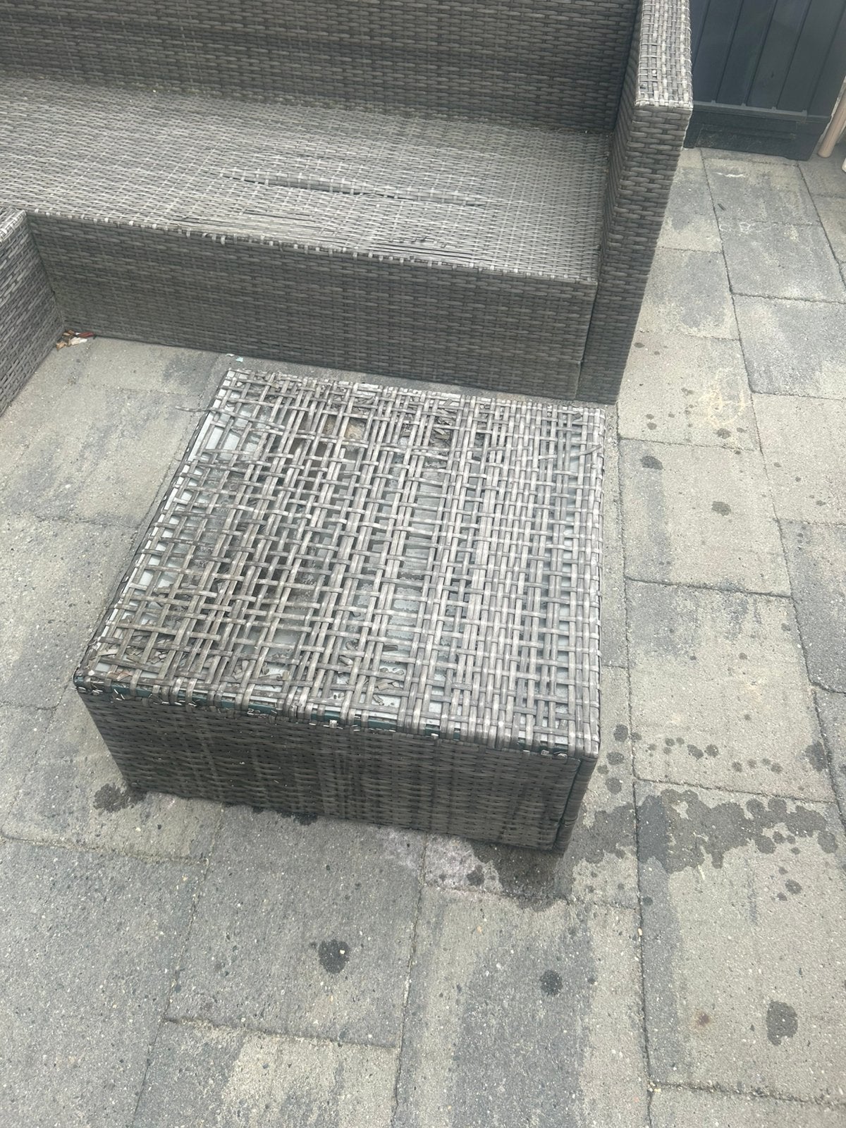 Gratis terrastafel!, Ophalen, Gebruikt