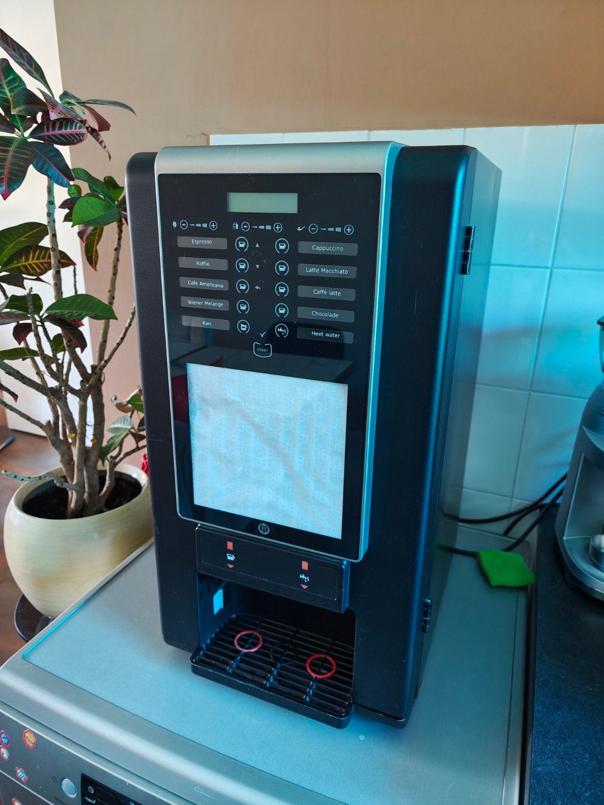 Veromatic koffiemachine uit 2021, Ophalen of Verzenden, Koffiemachine