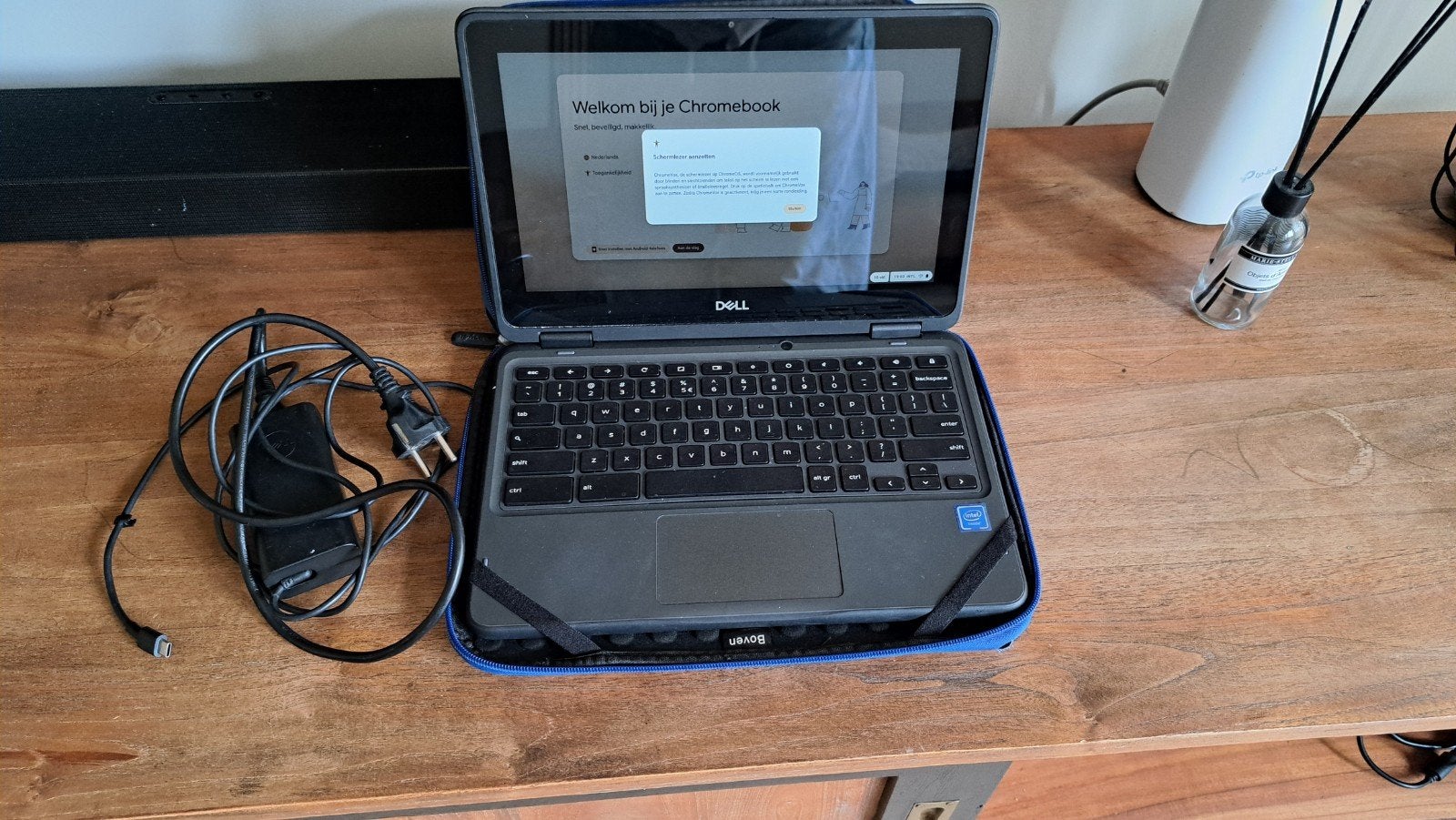 Dell Chromebook 3100 2 in 1  - Compact en gebruiksklaar, Computers en Software, Ophalen, Qwerty, Dell, 32 GB of minder