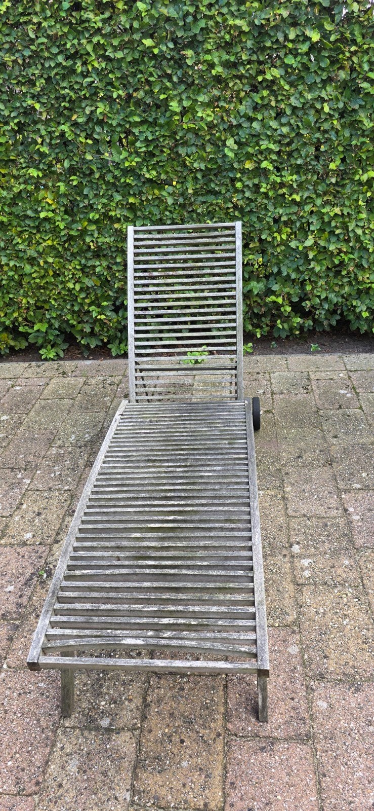 Hardhouten ligbed verrijdbaar, Ophalen of Verzenden, Gebruikt, Hout, Verstelbaar