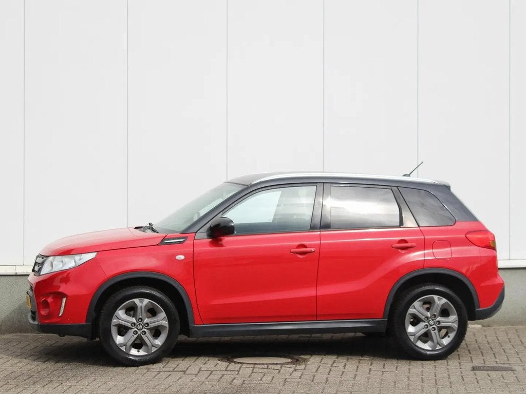 Suzuki Vitara 1.6 Exclusive € 15.945,00, Stof, Gebruikt, Euro 6, 4 cilinders