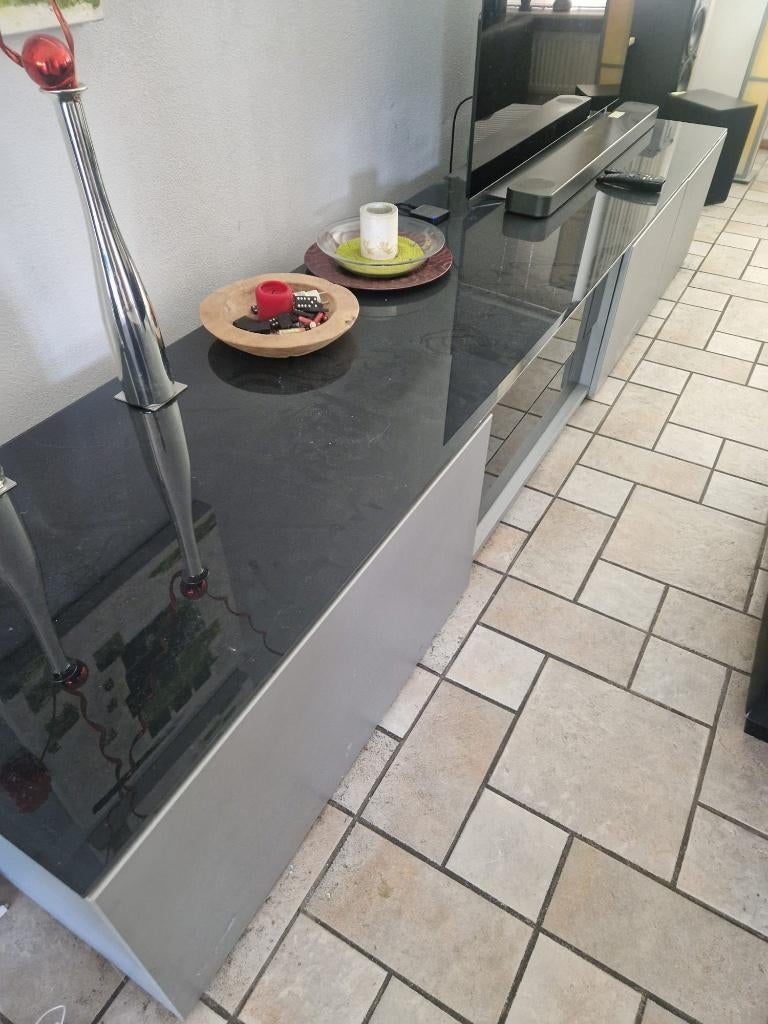 Tv meubel zilvergrijs en glas, Ophalen, Gebruikt, Glas, 200 cm of meer