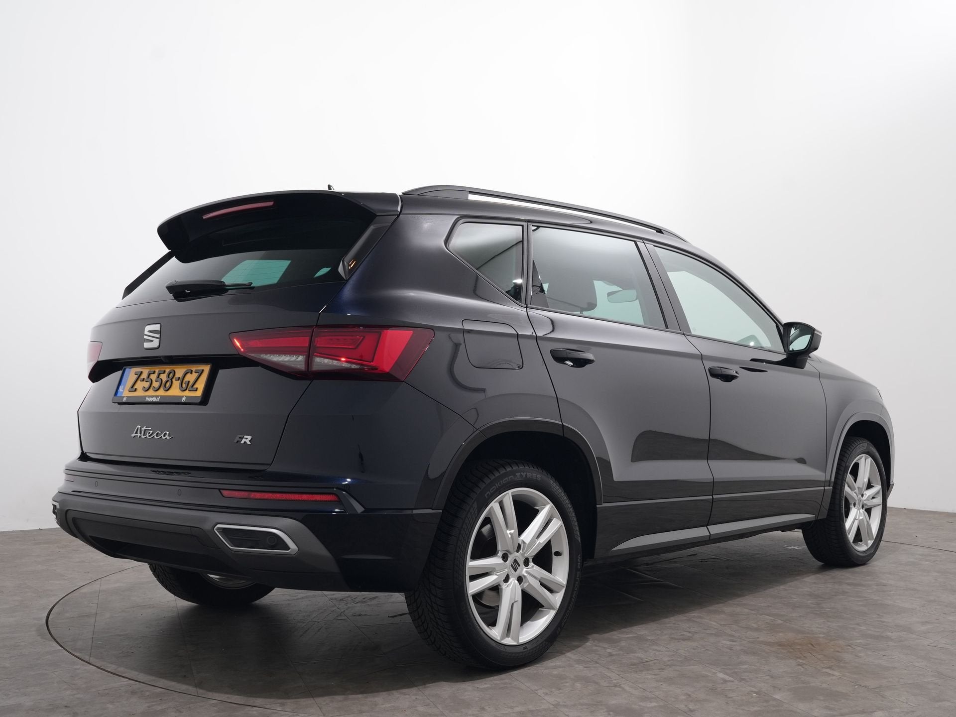SEAT Ateca 1.5 TSI 150 PK FR DSG7 | Trekhaak | Camera | BEAT, Auto's, Seat, 15 km/l, 4 cilinders, Zwart, Bedrijf