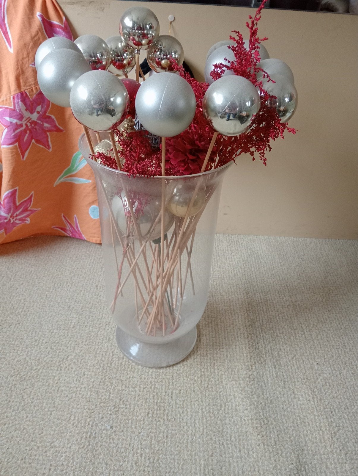 Grote vaas met kerstballen, Ophalen of Verzenden, Zo goed als nieuw