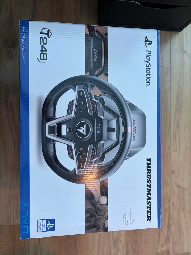 Thrustmaster T248 racestuur PlayStation/PC, Ophalen of Verzenden, Zo goed als nieuw, Stuur of Pedalen, PlayStation 4
