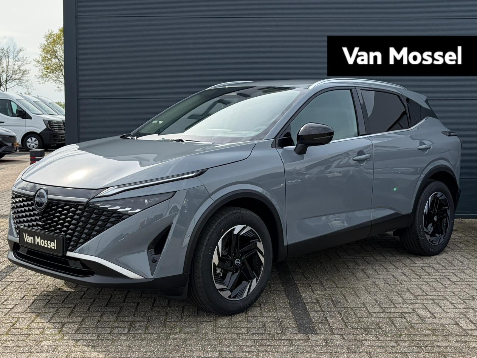 Nissan Qashqai 1.3 MHEV Xtronic N-Connecta 158PK | Rijklaarp, Auto's, Nissan, Stof, Euro 6, 4 cilinders, Bedrijf