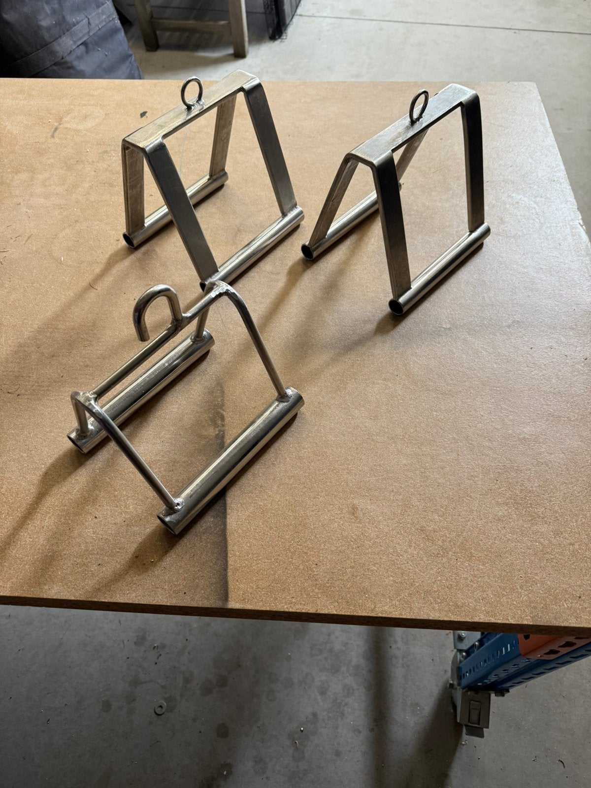 3x Stalen fitnessgrepen / cable attachments, Ophalen
