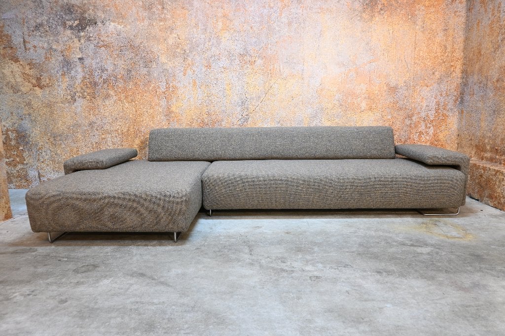 OPNIEUW beklede Moroso Lowland hoekbank in De Ploeg stof, Moroso, Hoekbank, 300 cm of meer, Ophalen of Verzenden
