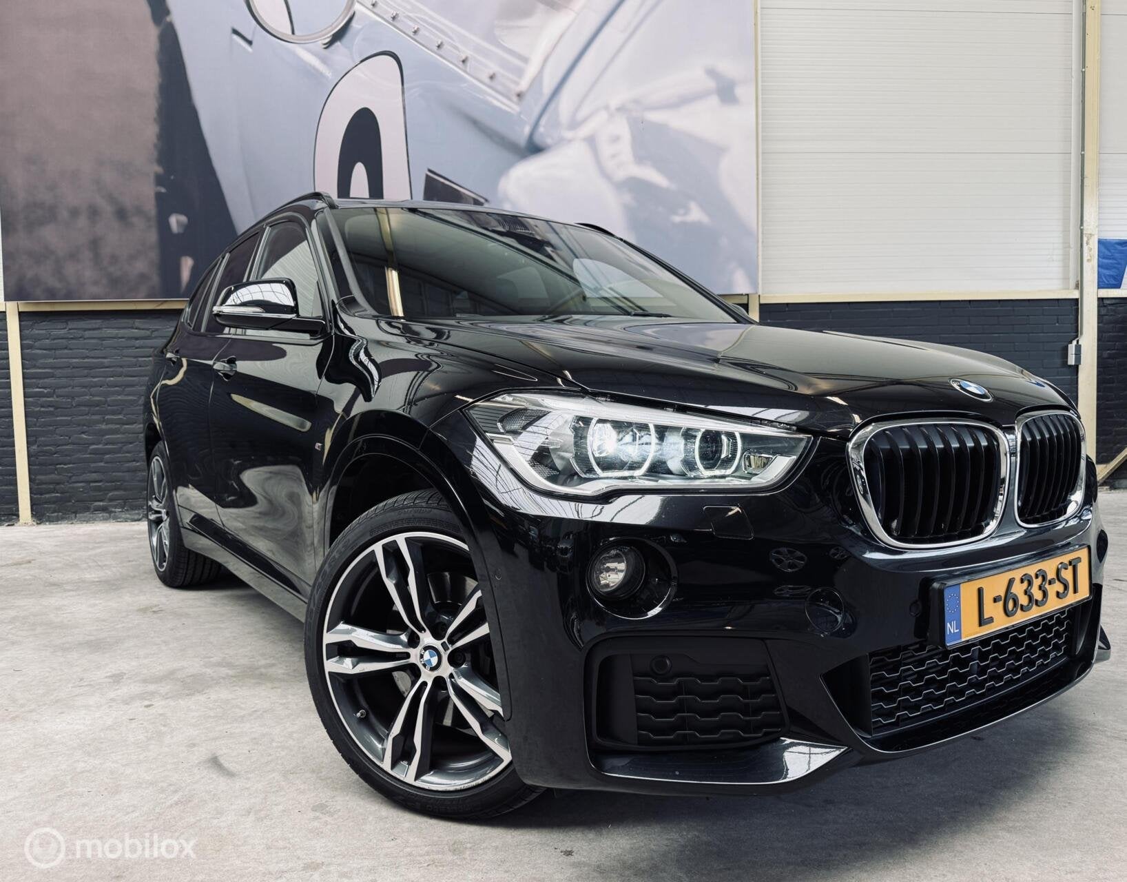 BMW X1 XDrive25i M-sport|Panodak|Sportleder| HUD|, Auto's, 1998 cc, Gebruikt, 4 cilinders, 2000 kg
