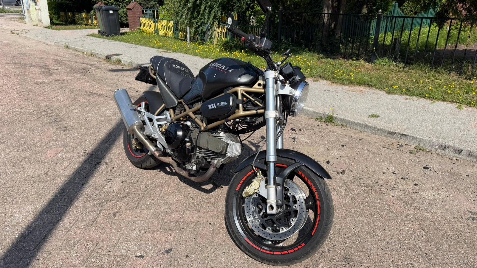 Ducati Monster 600 Performance 2000 Schade, Bedrijf, Naked bike