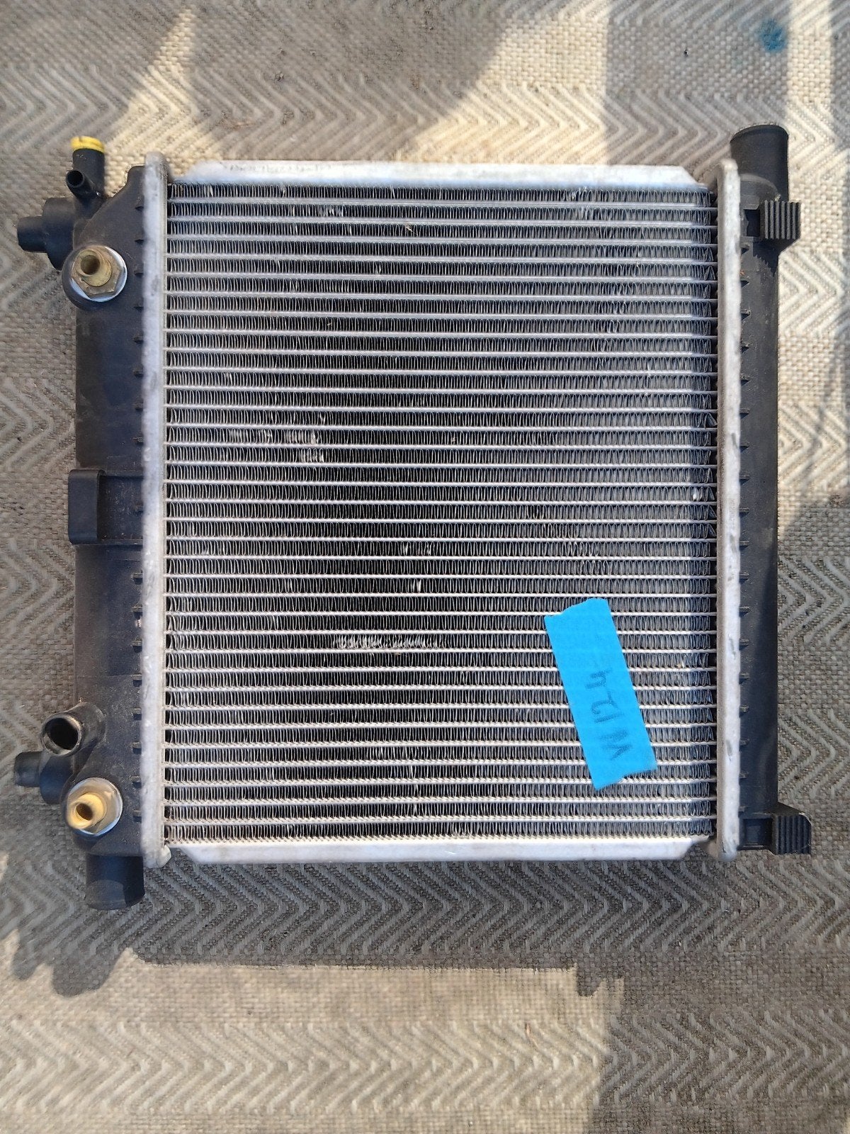 Mahle Behr Radiator voor Mercedes-Benz W124, Auto-onderdelen, Ophalen of Verzenden, Gebruikt, Mercedes-Benz