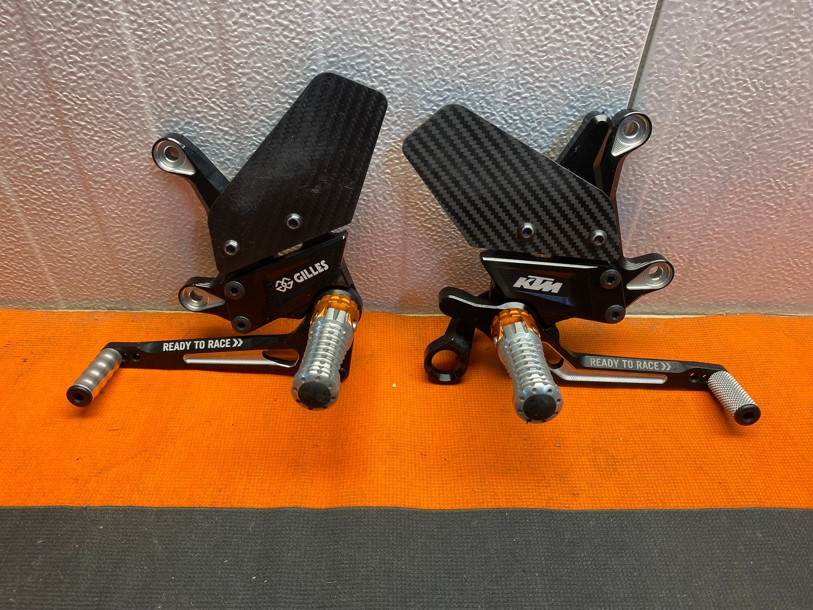 Ktm 1290 1390 Superduke R rem schakelset, Ophalen of Verzenden, Zo goed als nieuw