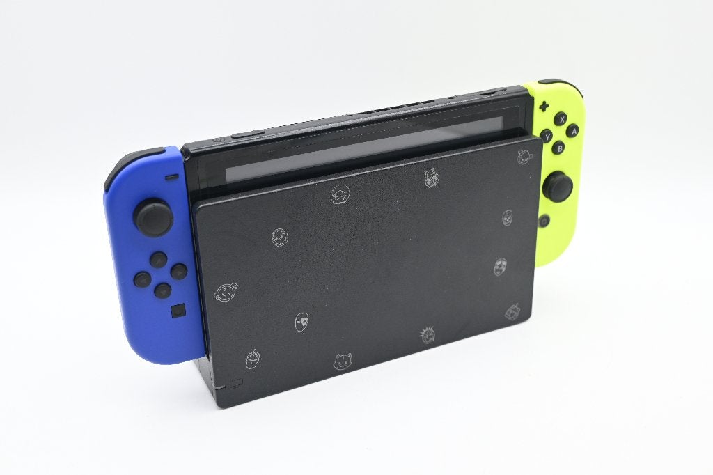 Nintendo Switch met Docking Station en Joy-Cons