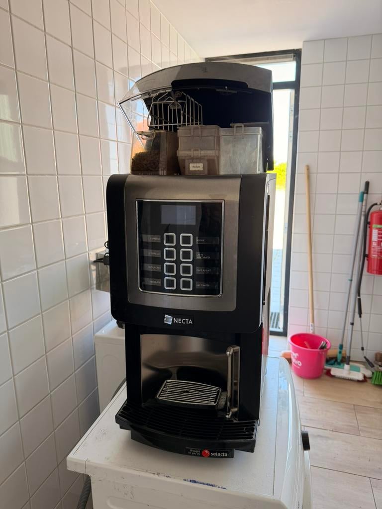 Koffie apparaat, Witgoed en Apparatuur, Koffiezetapparaten, Ophalen, Zo goed als nieuw, Koffiemachine