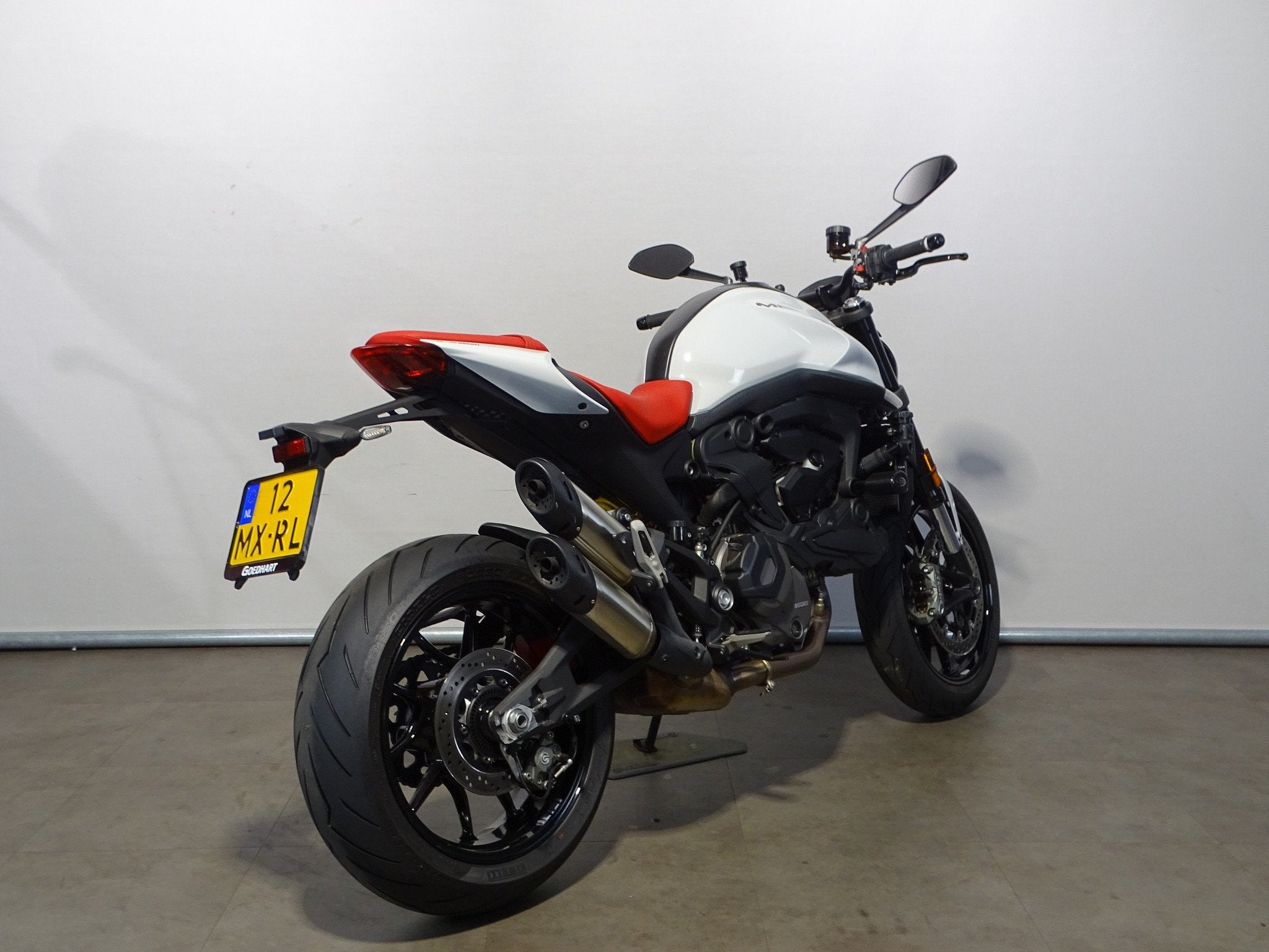 Ducati Monster, Bedrijf, Meer dan 35 kW, Naked bike