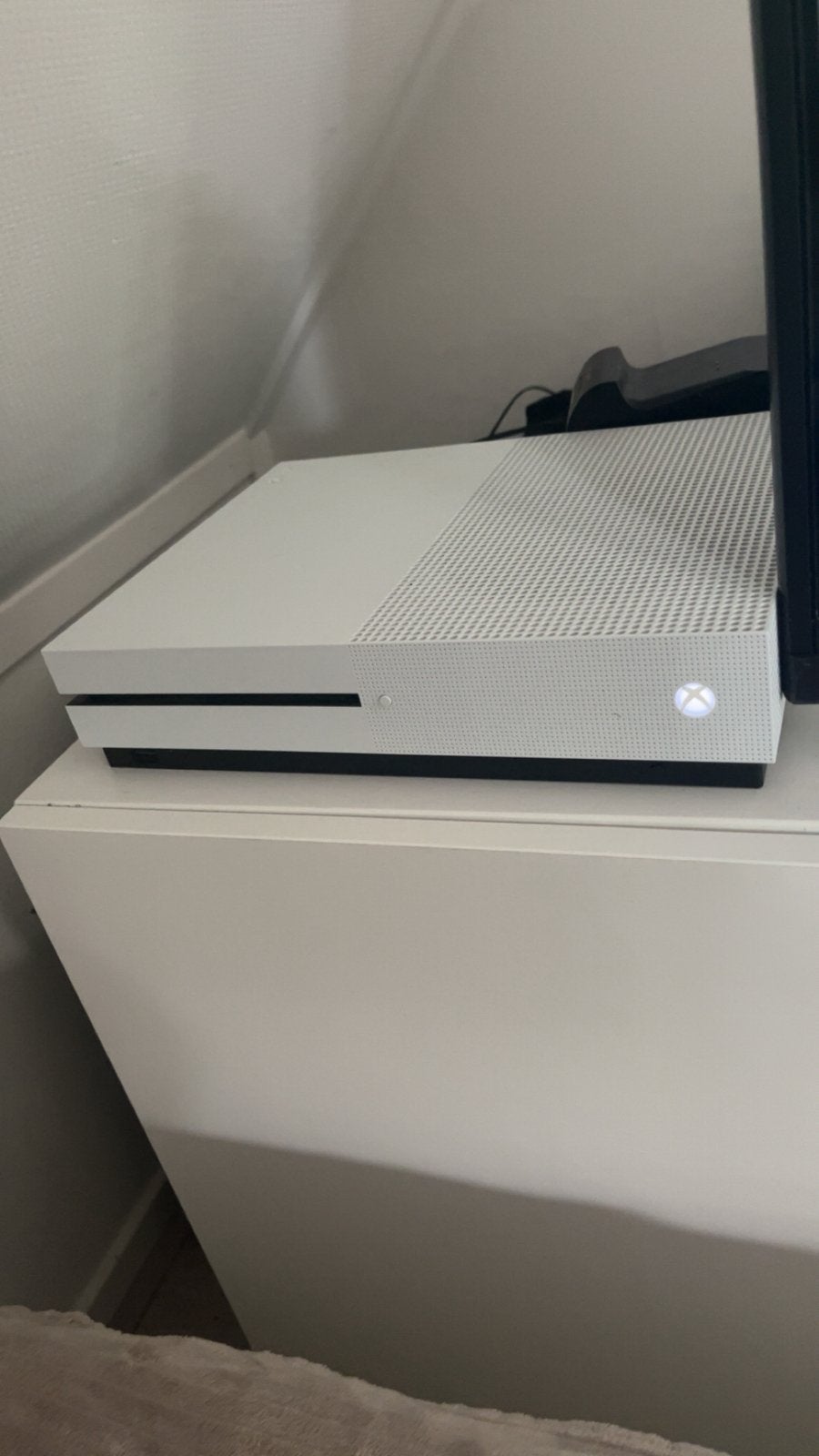 Xbox One S 1TB, Spelcomputers en Games, Spelcomputers | Xbox One, Gebruikt, Xbox One S, 1 TB, Zonder controller, Ophalen of Verzenden