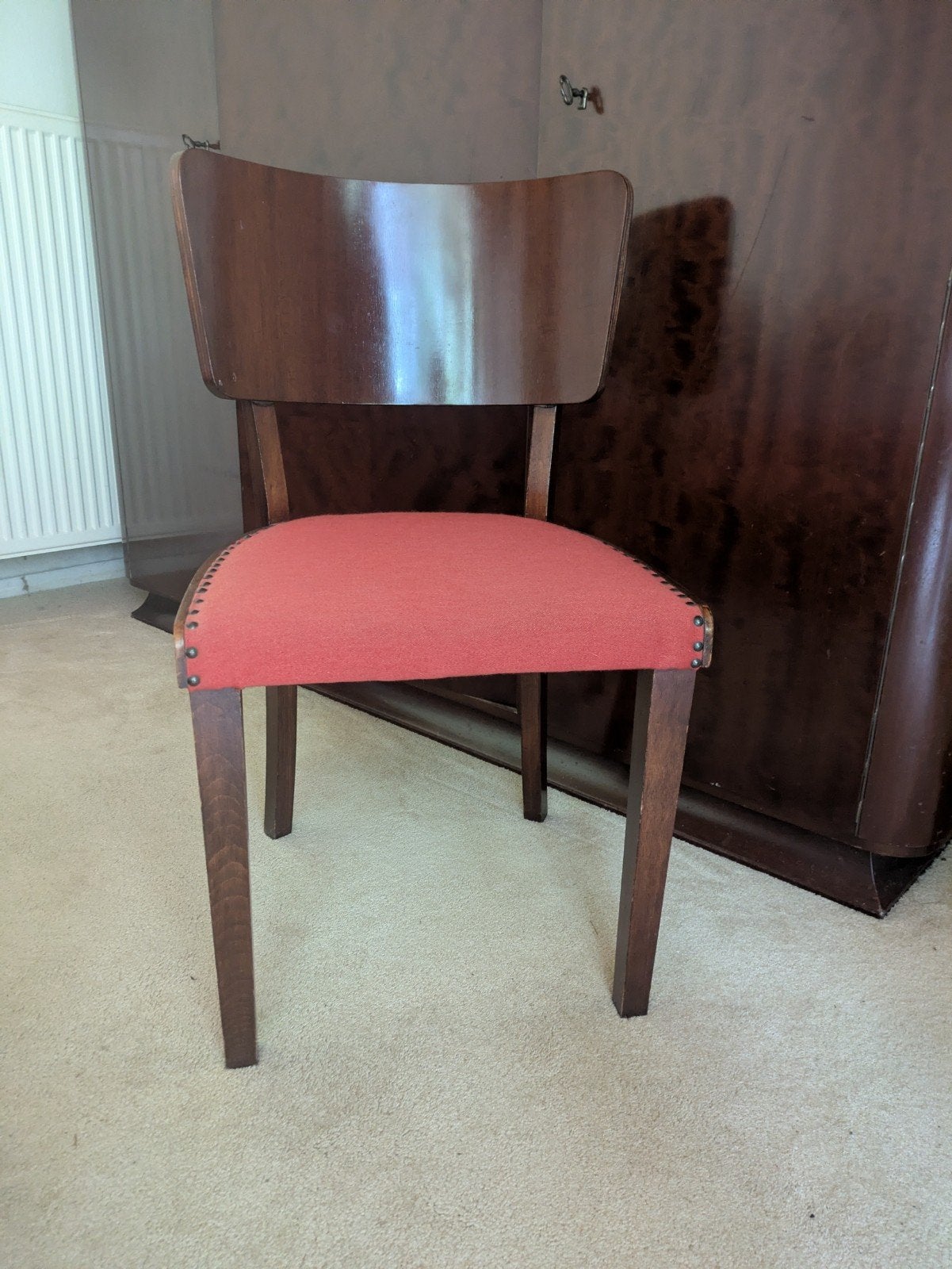 Karakteristieke Art Deco stoel – Warmrode bekleding, Ophalen, Gebruikt, Bruin, Stof