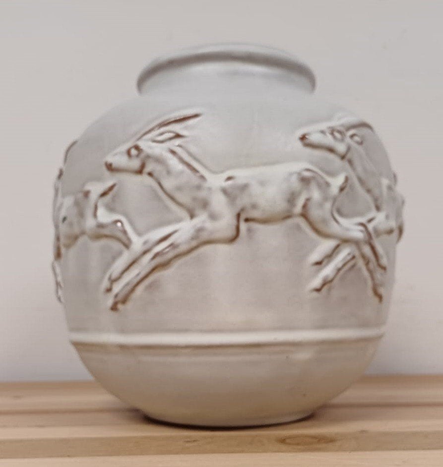 Mobach vaas met herten - keramiek - 217, Ophalen of Verzenden, Overige kleuren, Overige materialen, 20 cm