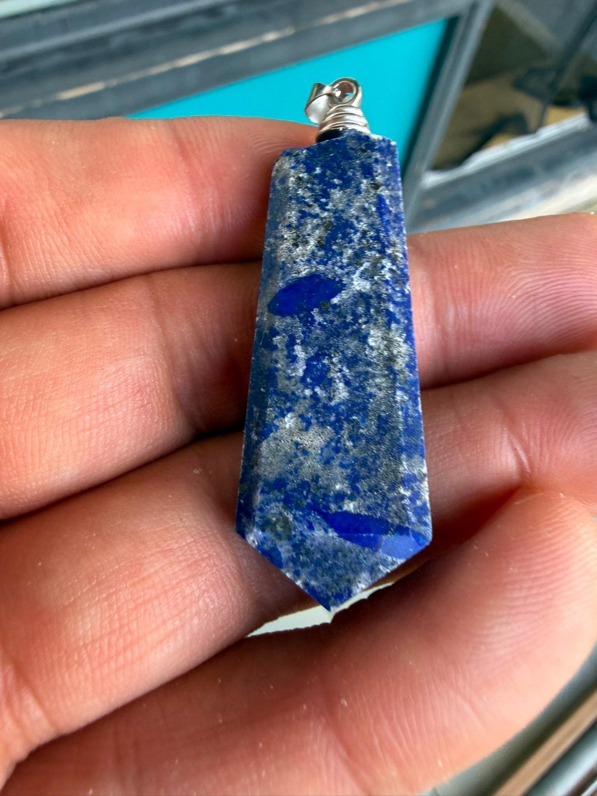 Lapis Lazuli Hanger N745 - 6 gram, 26x13x11mm, Natuursteen Sieraden, Edelstraat 10, 1234 AB Steenwijk, Overige voorstellingen