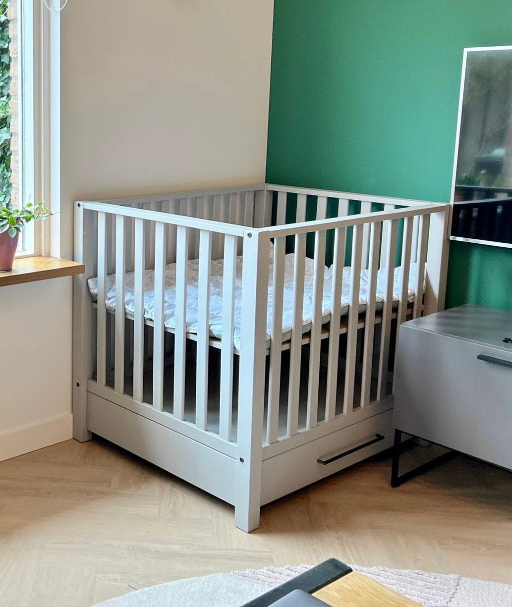 Europe Baby Casper Box met Lade - Mat Grijs 52x88, Ophalen, Zo goed als nieuw, Rechthoekig, Lade