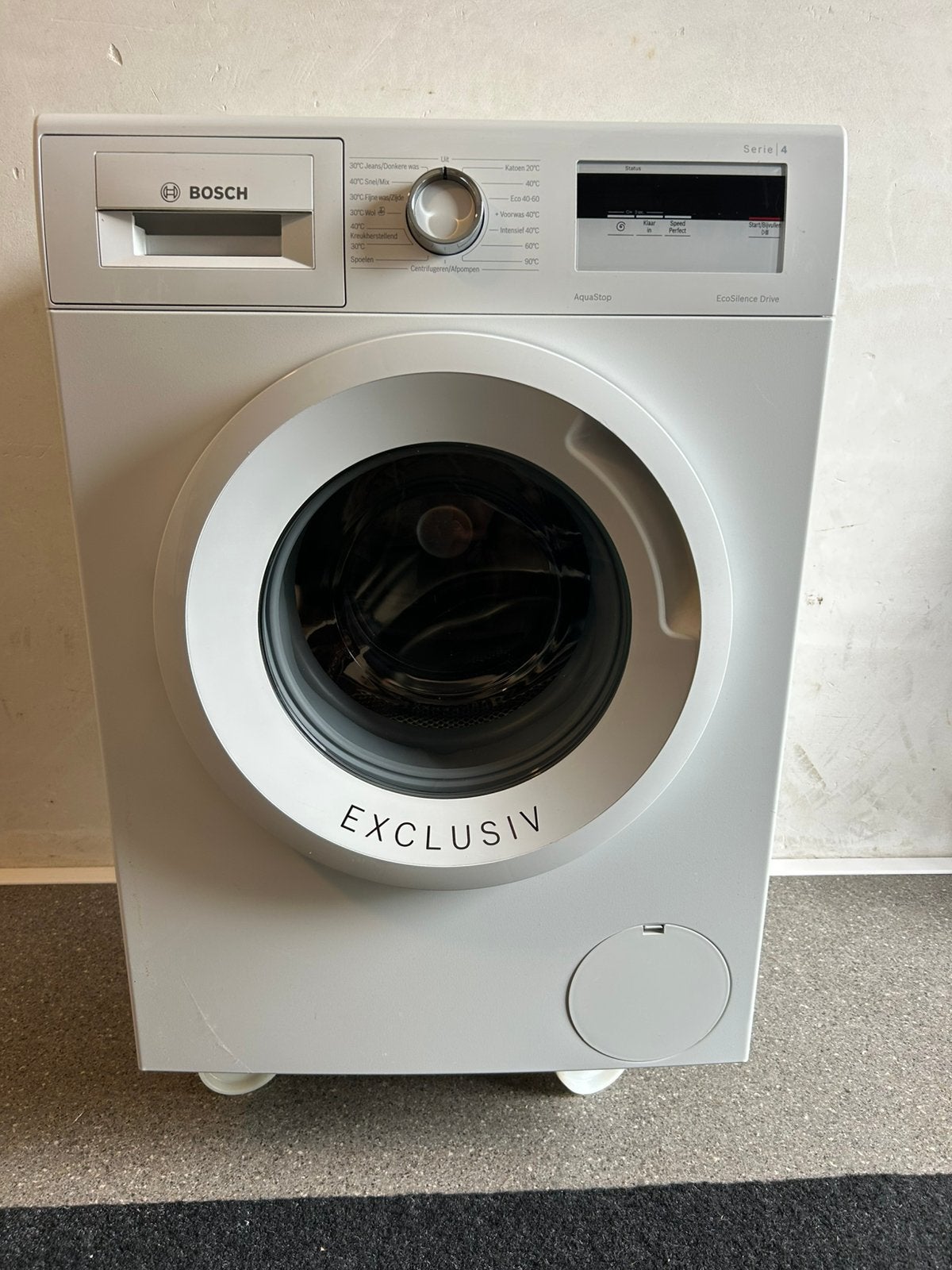 Bosch wasmachine, serie 4, Ophalen, Zo goed als nieuw, Voorlader, 85 tot 90 cm