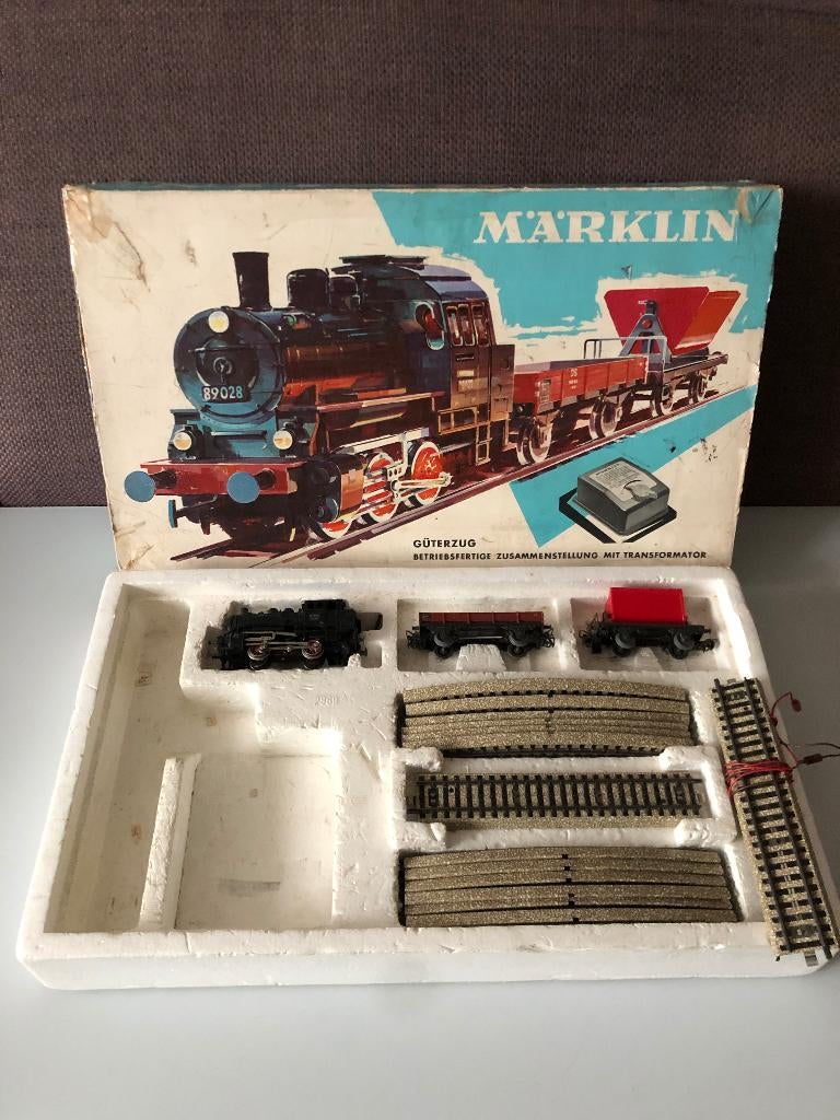 Marklin set in doos lees info incompleet, Wisselstroom, Ophalen of Verzenden, Märklin, Gebruikt