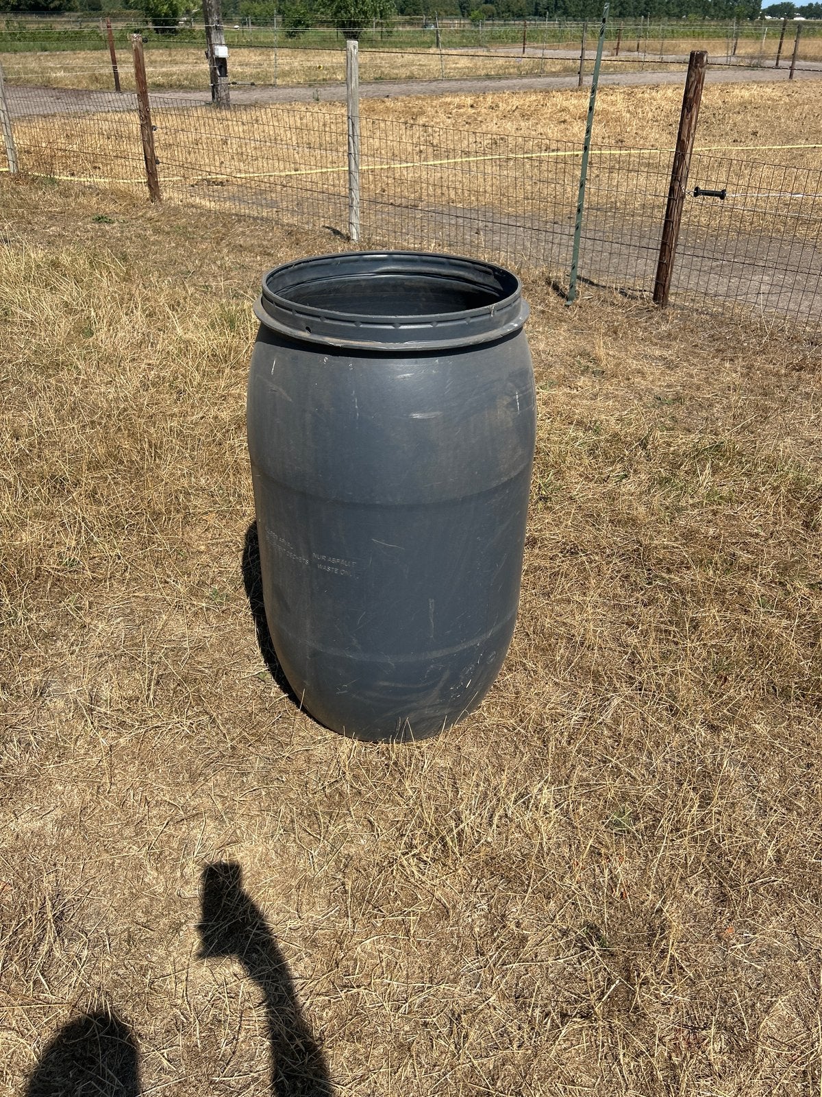Grote kunststof regenton, ideaal voor tuinirrigatie, Tuin en Terras, Regentonnen, 150 liter of meer, Ophalen, Gebruikt, Kunststof