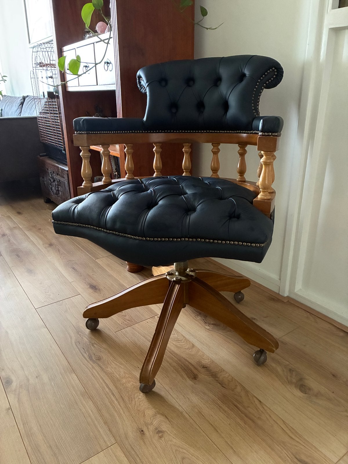 Klassieke Ring Mekanikk Captain Chair