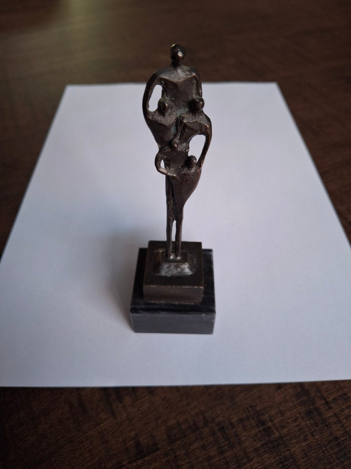Abstract bronzen beeldje 'Familie' van Artihove, Groep mensen, Minder dan 20 cm, Handgemaakt, Ophalen of Verzenden