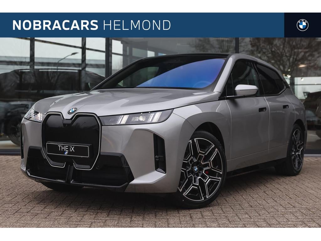 BMW iX xDrive60 M Sport / Panoramadak / Trekhaak / Soft-Clos, Automaat, Zwart, IX, Leder