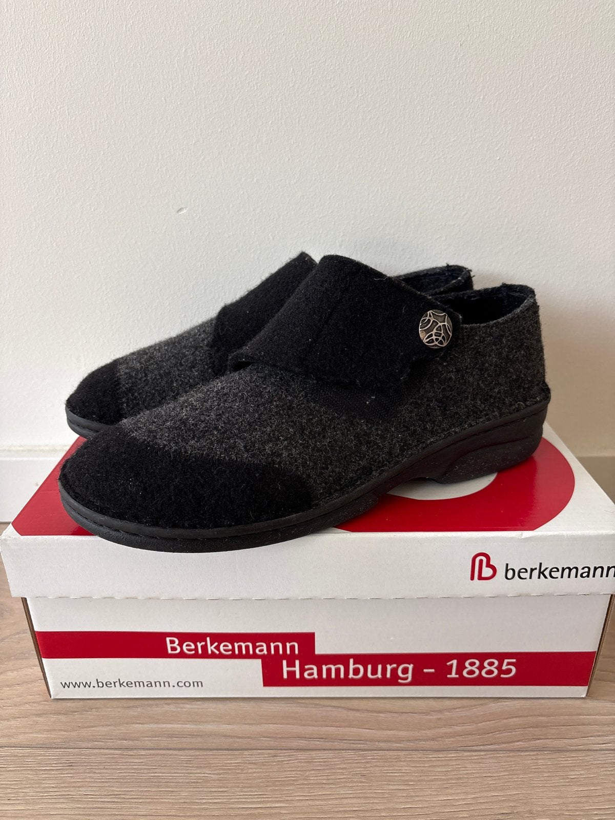 Berkemann Jaria pantoffels - Zwart/Grijs - Maat 41.5, Ophalen of Verzenden, Zo goed als nieuw, Zwart, Pantoffels of Sloffen