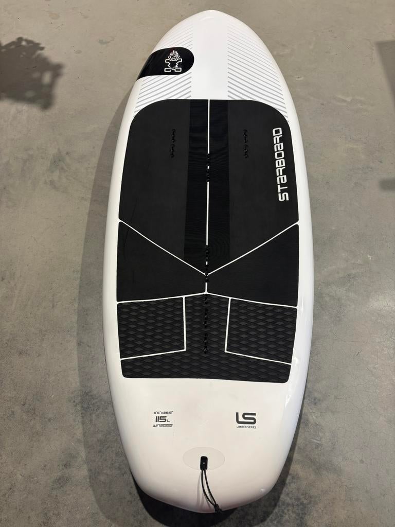 Starboard Wingboard 6'5 x 28.5 LIMITED SERIES 2025 - 115L, Watersport en Boten, Wingsurfen, Ophalen, Zo goed als nieuw, Wingsurf-board