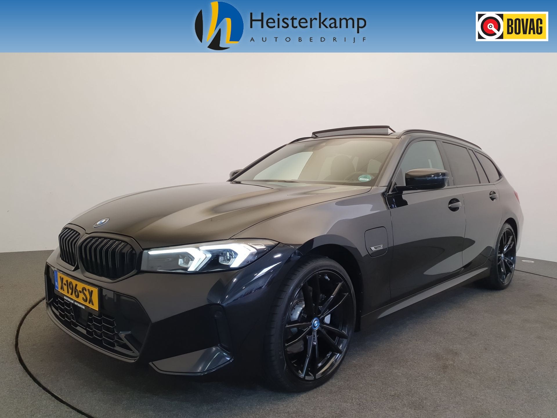 BMW 3 Serie Touring 320e M-Sport 204pk Panoramadak, ACC, Led, Auto's, BMW, Gebruikt, 4 cilinders, Zwart, Leder