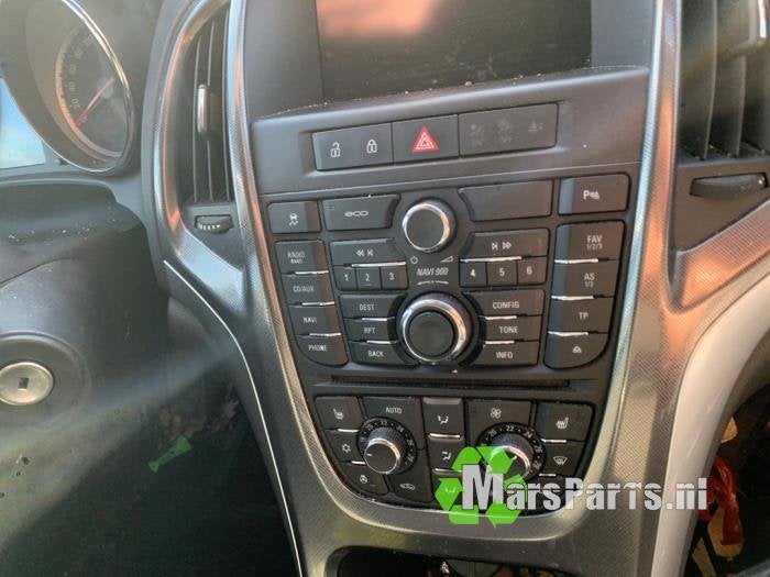 Navigatie Display van een Opel Astra, Gebruikt, -, -, Opel