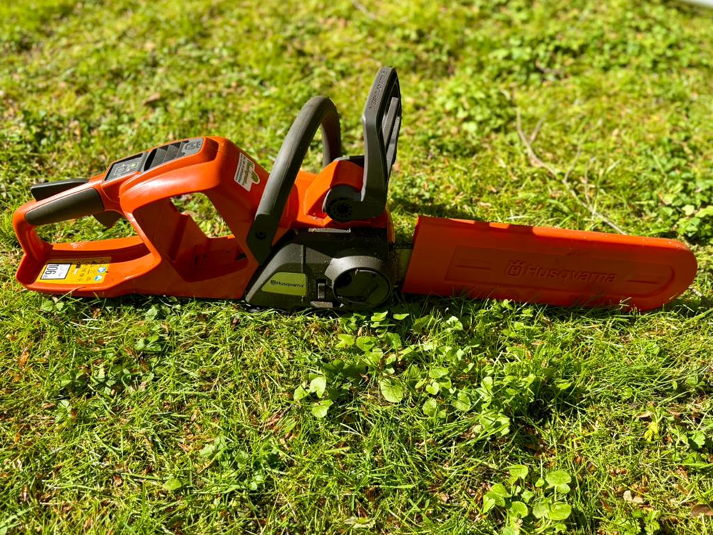 Husqvarna kettingzaag 330i, Ophalen, Zo goed als nieuw
