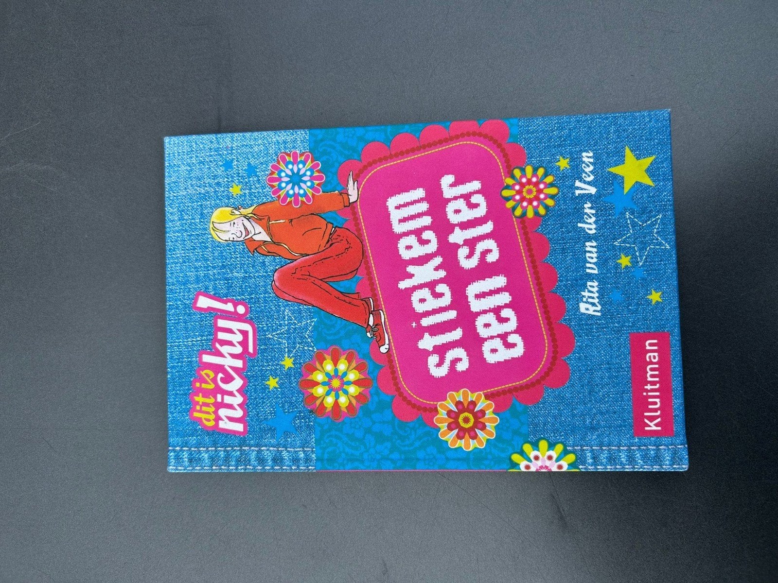 Dit is Nichy! Stiekem een Ster - Rita van der Veen, Ophalen, Gelezen, Rita van der Veen, Fictie