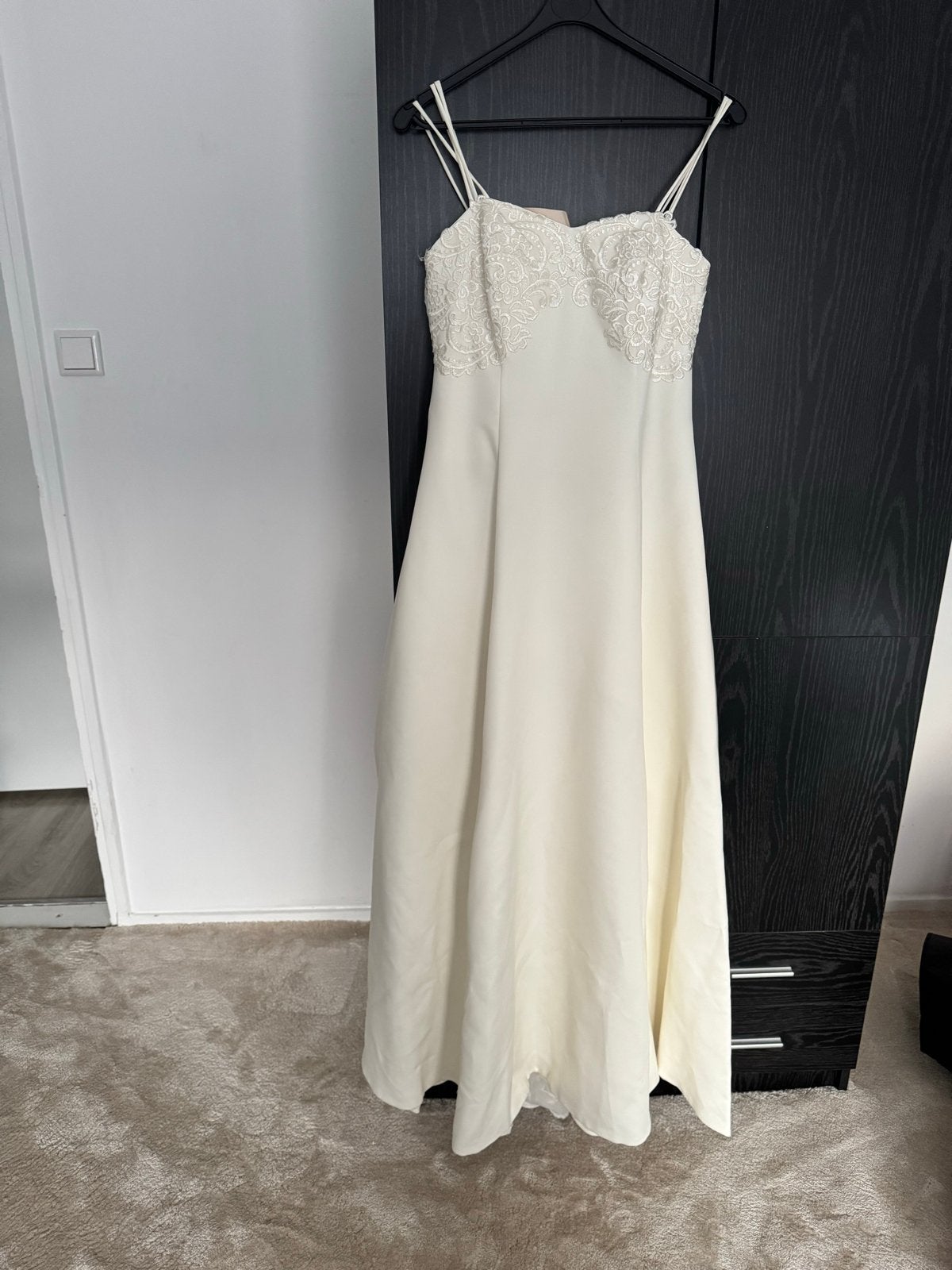 Elegante trouwjurk met sluier en accessoires S/M, Ophalen, Zo goed als nieuw, Wit, Trouwjurk