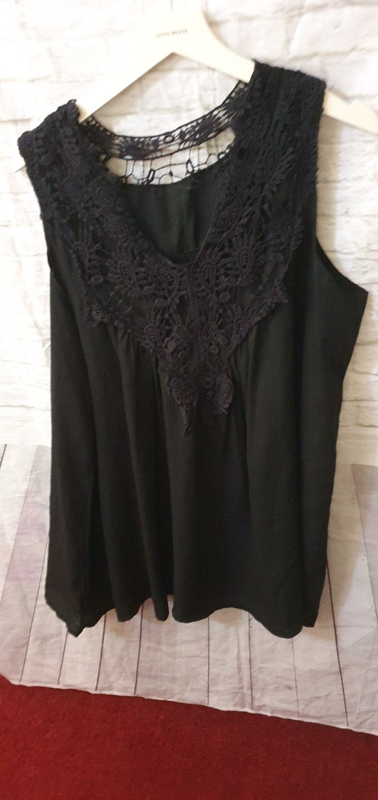 Zizzi Zwarte Mouwloze Top met Kanten Detail - Maat 42/44 (L), Zizzi, Verzenden, Zwart, Maat 42/44 (L)