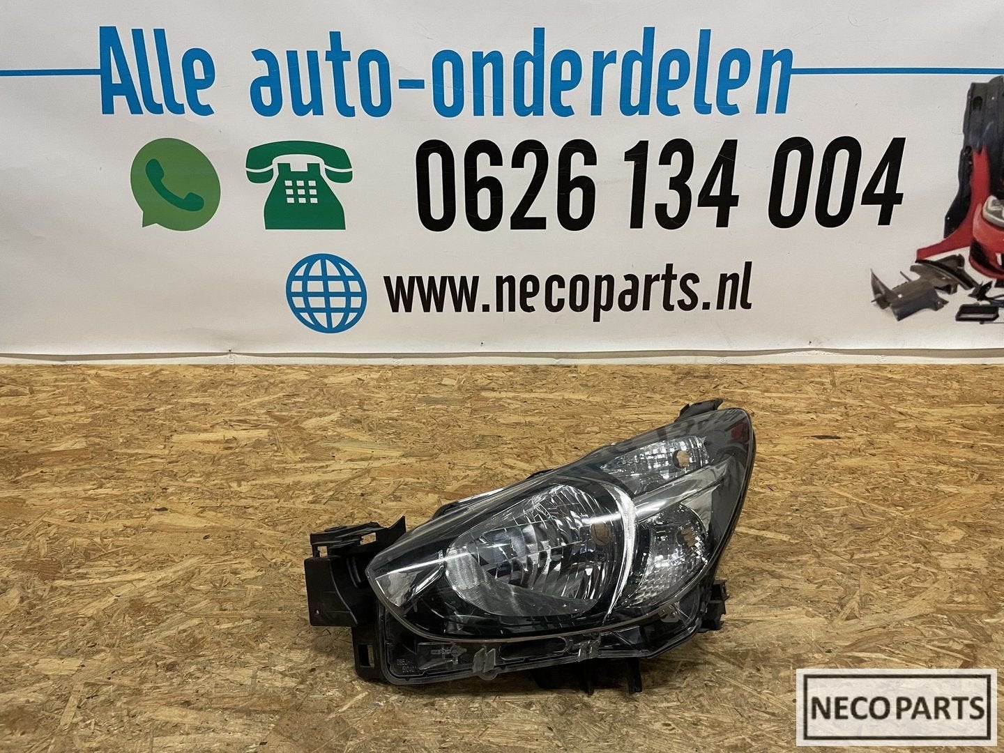 MAZDA 2 KOPLAMP H7 HALOGEEN LINKS ORIGINEEL DB5J-51040, Gebruikt, -, -, Ophalen of Verzenden