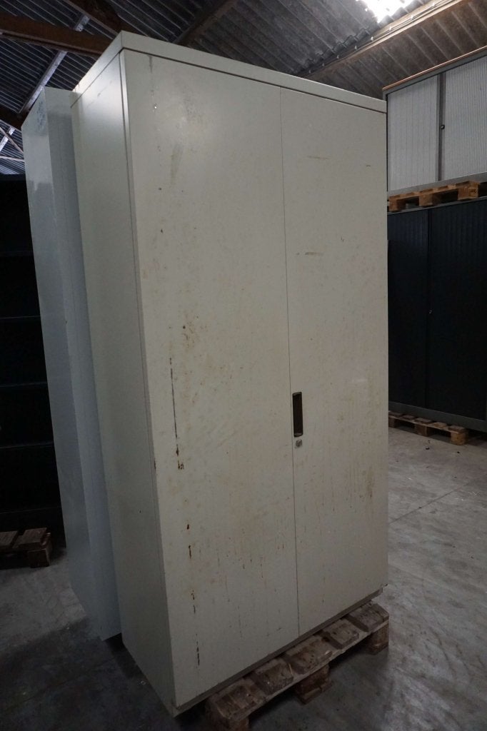 Metalen stalen kast garagekast gereedschapskast, Niet ingevuld, Gebruikt, Niet ingevuld, Meerdere deuren