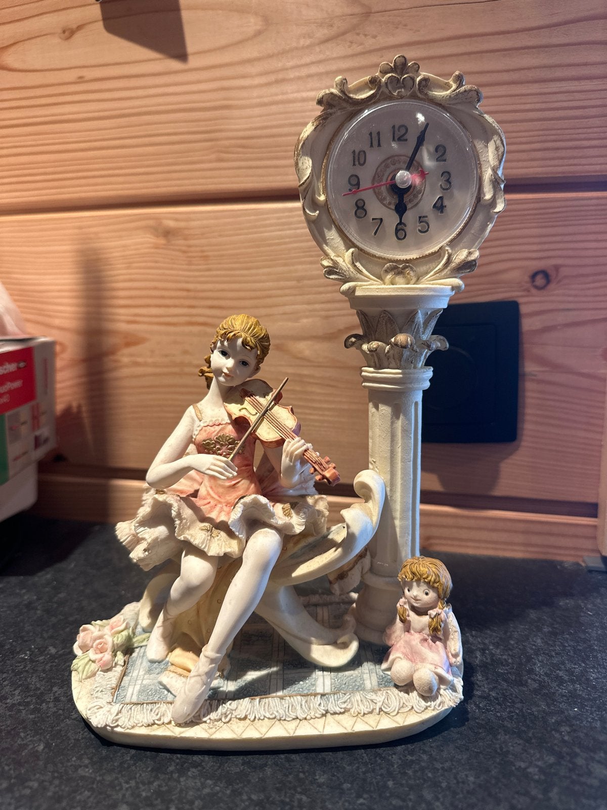 Stenen ballerina klok met viool en kindje, Antiek en Kunst, Antiek | Klokken, Ophalen